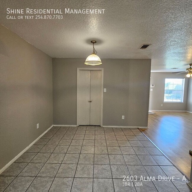 Building Photo - 2603 Alma Dr