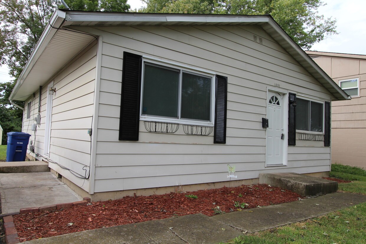 1551 Yates Dr, Columbus, OH 43207 House Rental in Columbus, OH