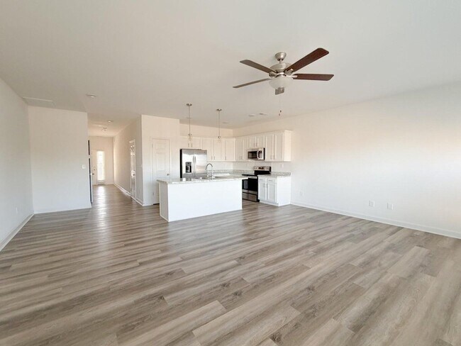 Foto del edificio - 331 Platt Dr