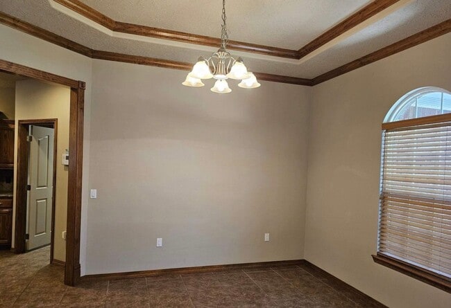 Building Photo - 3509 Lew Wallace Dr