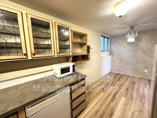 Building Photo - 11 Miners Pl