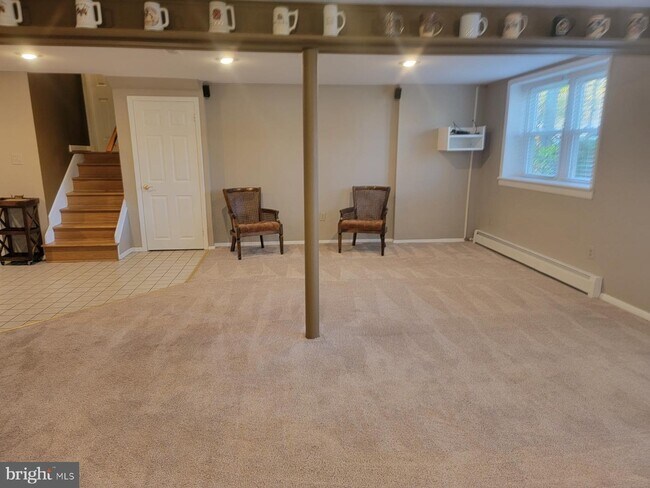 Building Photo - 1123 Severnview Dr