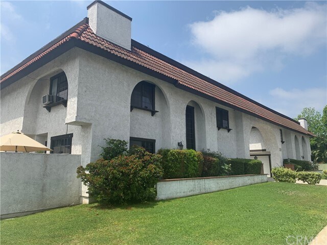 Primary Photo - 232 W Mission Rd
