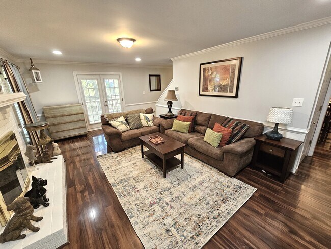 Foto del edificio - 10824 Drayton Rd