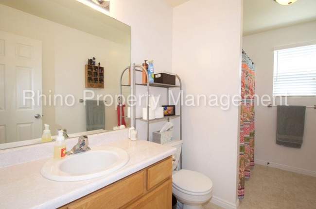 Building Photo - 2811 W 2175 S