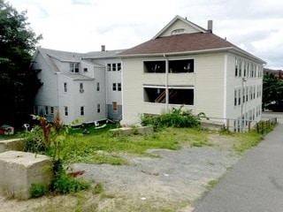Building Photo - 248 Cross St