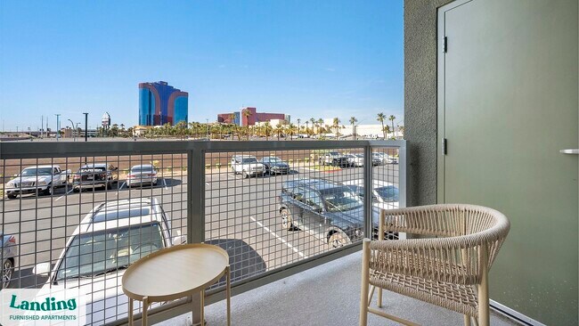 Foto del edificio - 3150 W Twain Ave