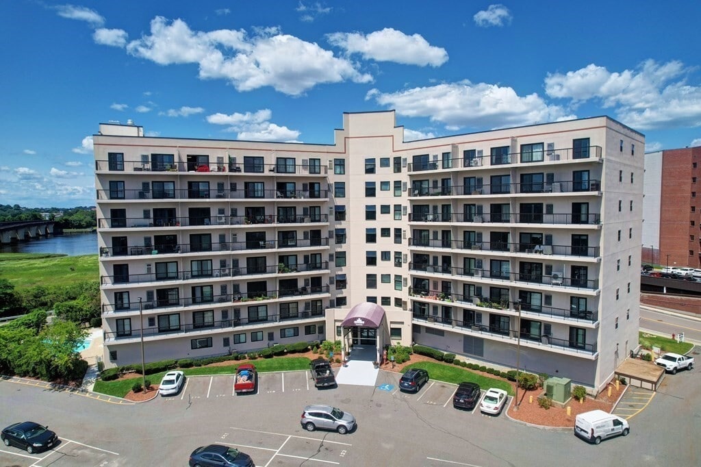 133 Commander Shea Blvd Unit 409, Quincy, MA 02171 Condo for Rent in