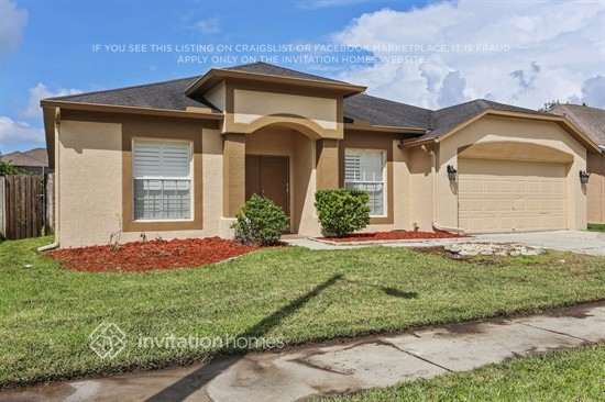 Foto principal - 18124 Palm Breeze Dr