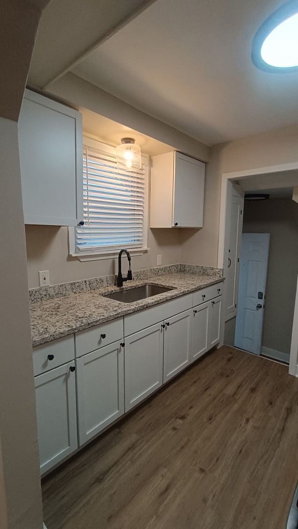 Building Photo - Renovated 3-Bedroom Home – Section 8 Welcome!