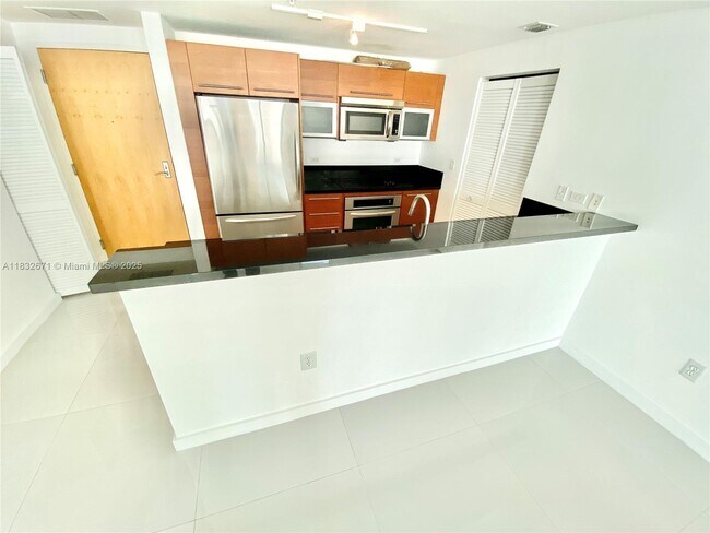 Foto del edificio - 253 NE 2nd St