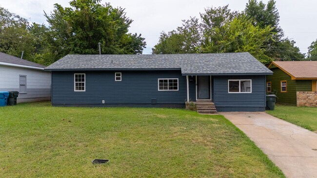 Foto del edificio - 4-Bed Home for Sale!!