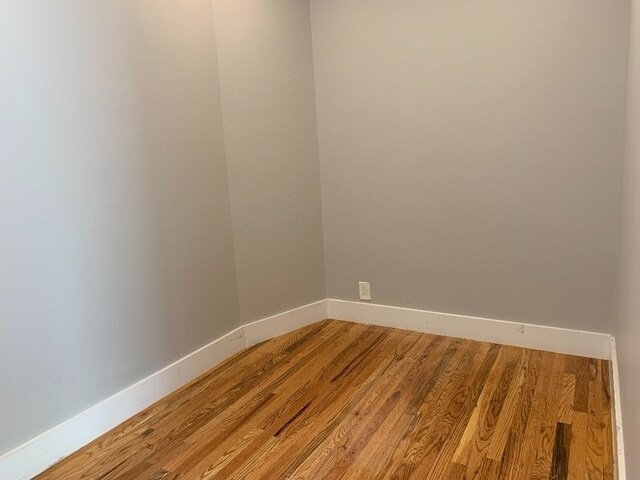 Foto del edificio - 124 E 103rd St