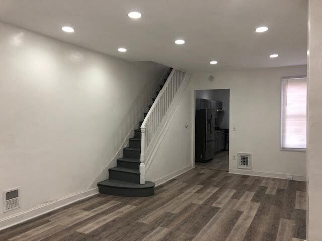 Foto del edificio - 1087 Morton St