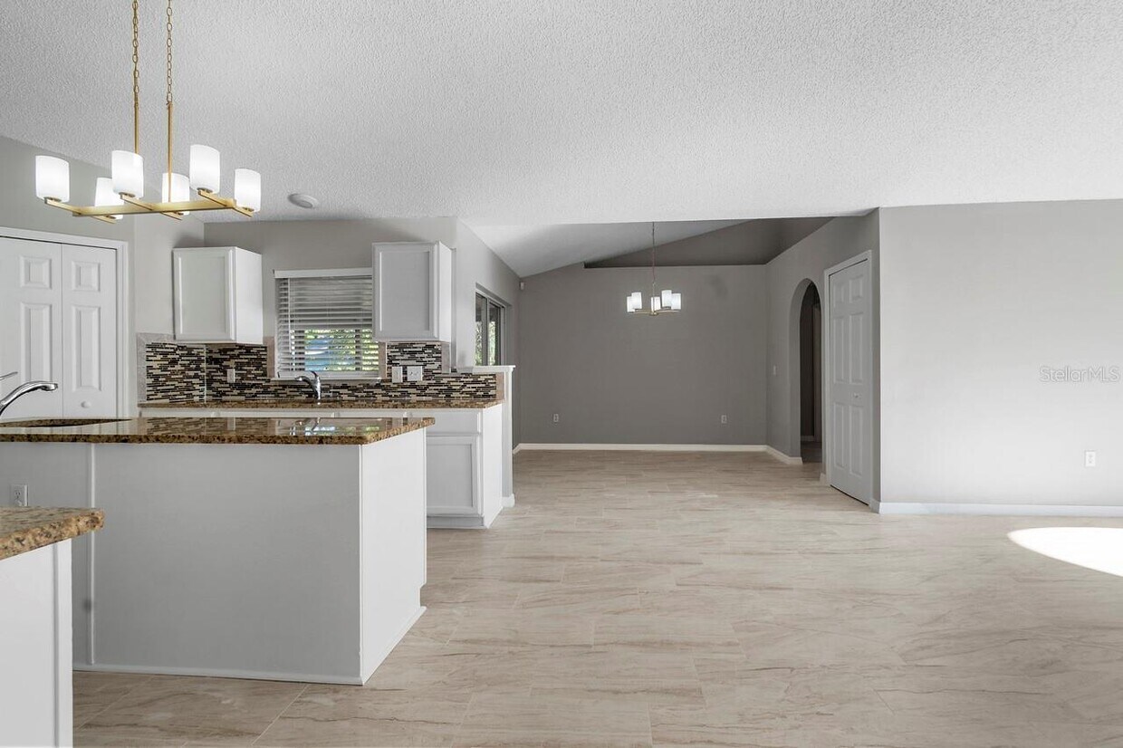 Foto del edificio - 1699 Walker St SE