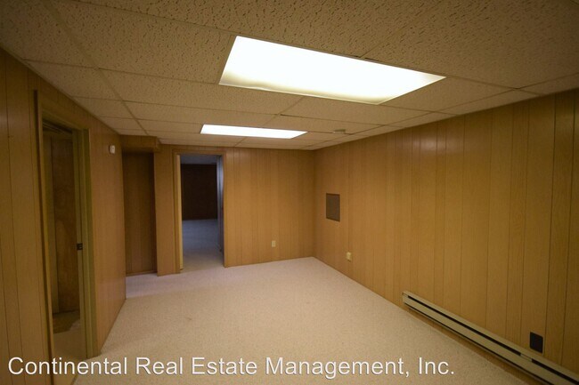 Building Photo - 3 br, 2 bath House - 1993 Highland Drive