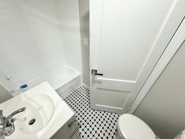 Foto del edificio - 57 Burrell St