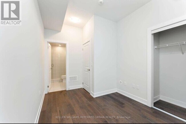Photo du bâtiment - 9580-9580 Islington Ave