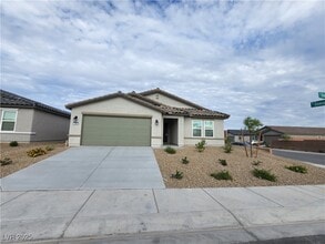 Building Photo - 247 Desoto Fls St