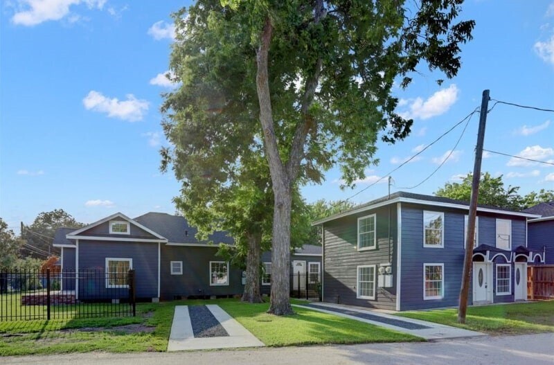 Foto principal - 808 Oakhurst St