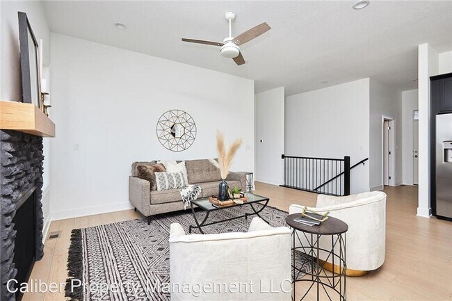 Foto del edificio - 4 br, 3 bath House - 454 S 91st St