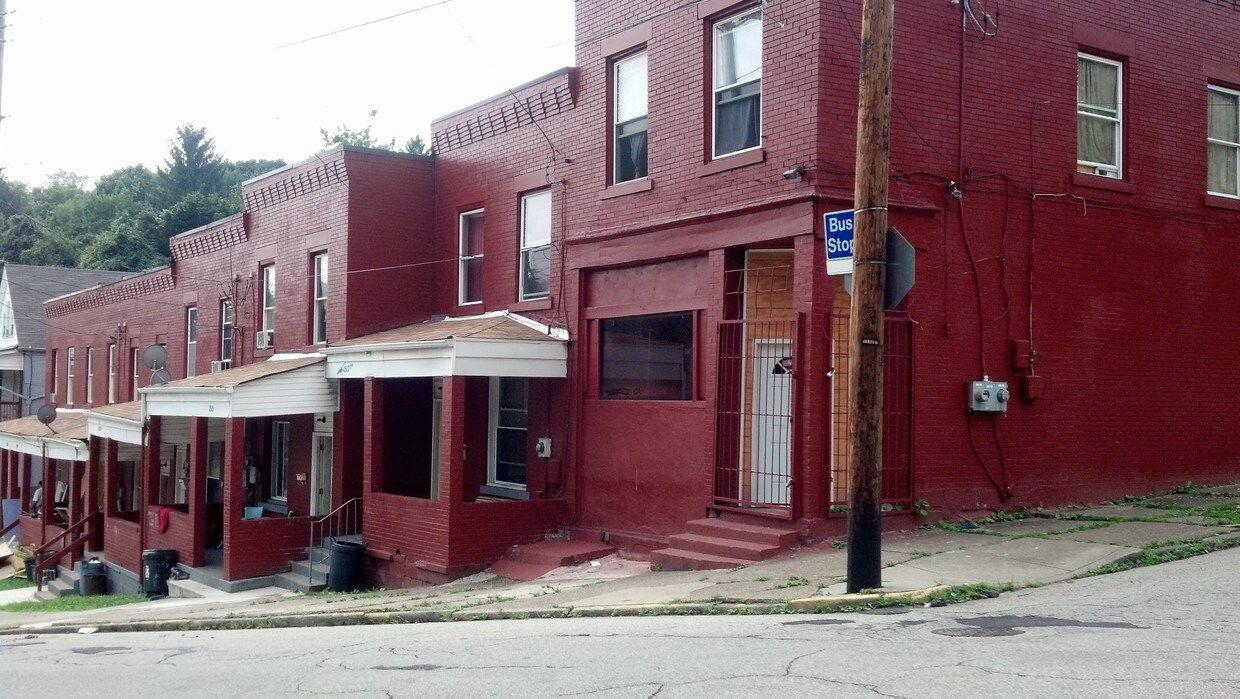 15071521 Coal St, Pittsburgh, PA 15221 Apartments in Pittsburgh, PA