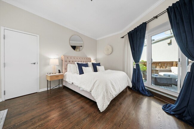 Foto del edificio - 1019 W Jackson Blvd