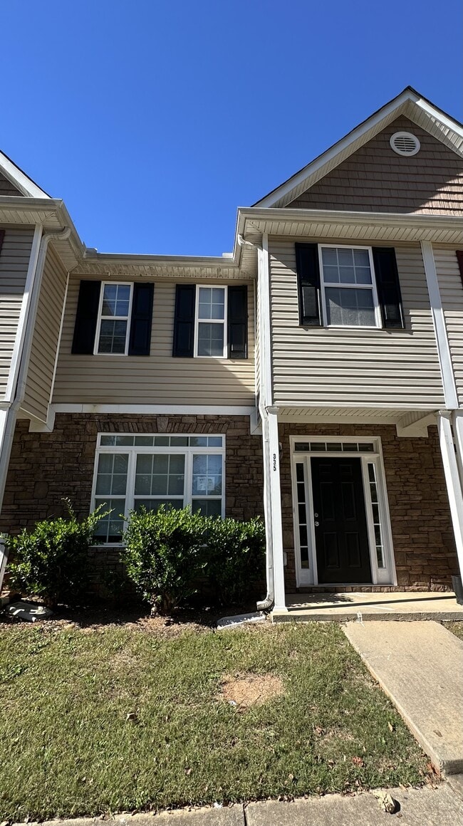 Building Photo - 337 Red Wolf Rd