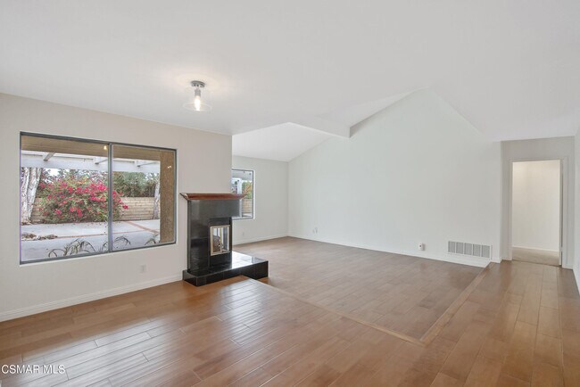 Foto del edificio - 13893 Christian Barrett Dr