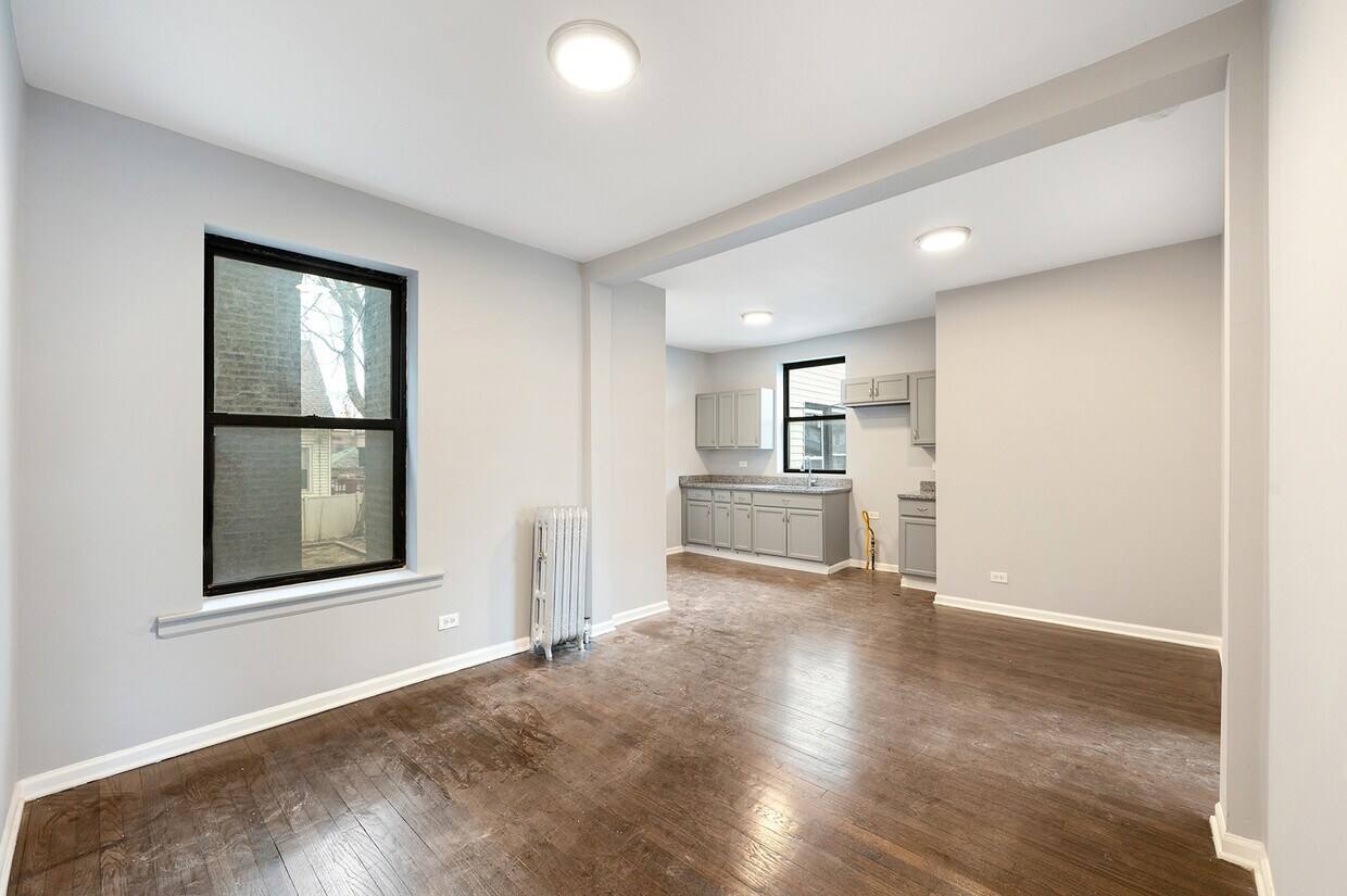 Primary Photo - 7654 S Marquette Ave