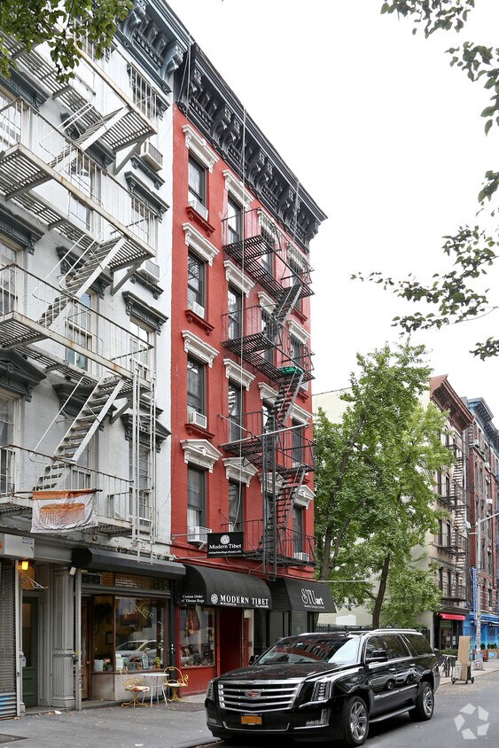 Building Photo - 103 Sullivan St