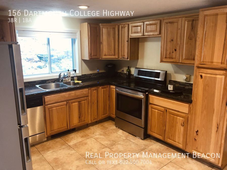 Photo - 156 Dartmouth College Highway-