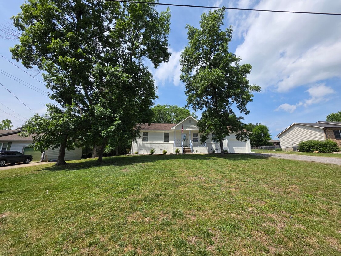 One Level 3bd/2ba home in Mt Juliet - One Level 3bd/2ba home in Mt Juliet