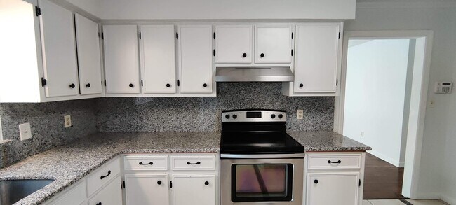 Foto del edificio - 255 Buckhead Rd