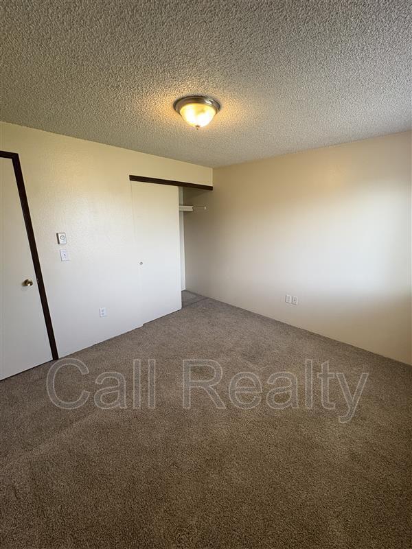 Foto del edificio - 14727 E 4th Ave