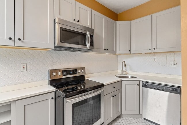 Photo - 259 Beacon Street Unit 32 Apartment