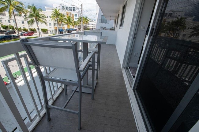 Building Photo - 401 Ocean Dr