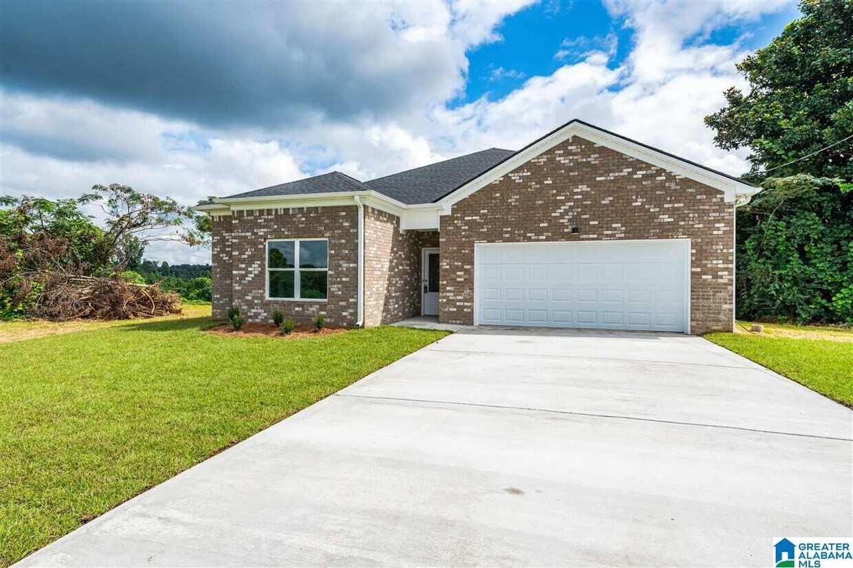 453 7th Ave, Pleasant Grove, AL 35127 House Rental in Pleasant Grove