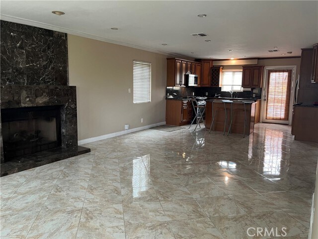 Foto del edificio - 135 Flower St