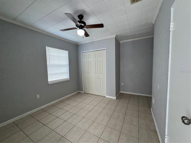 Building Photo - 218 W 4th St