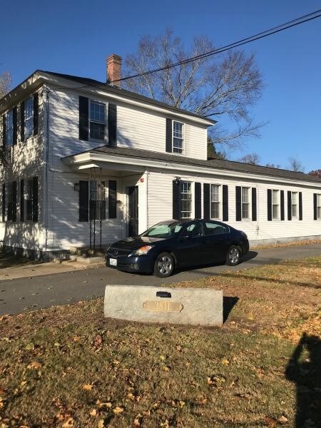 Primary Photo - 3811 Diamond Hill Rd