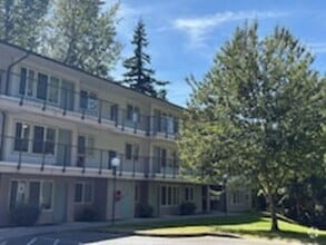 Building Photo - 627 W Bakerview Rd
