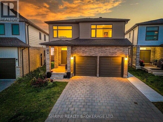 Photo du bâtiment - 3719 Somerston Cres