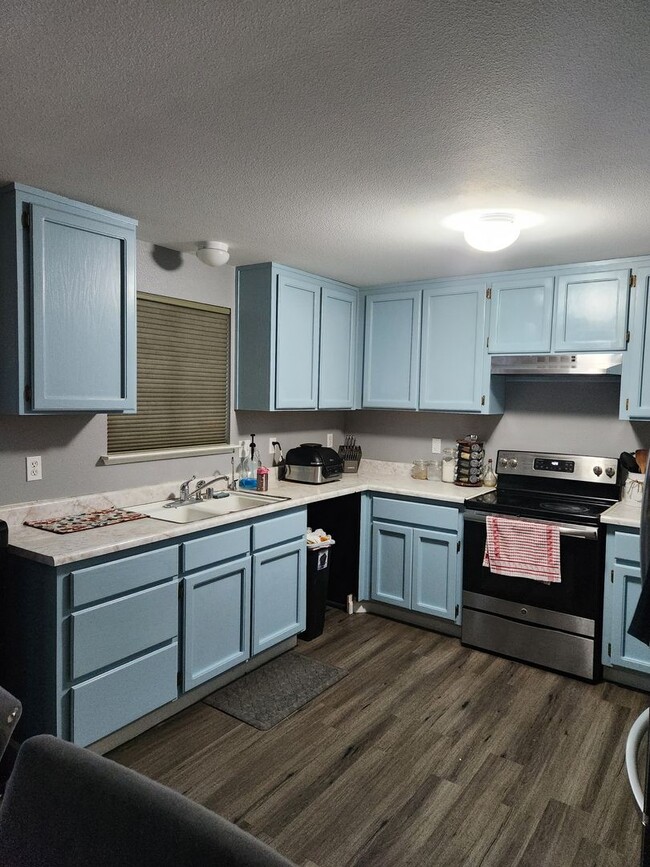 Building Photo - Beautiful home in Dayton!