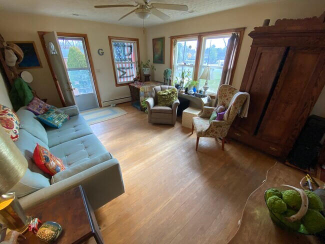 sala de estar - 1005 Montgomery St