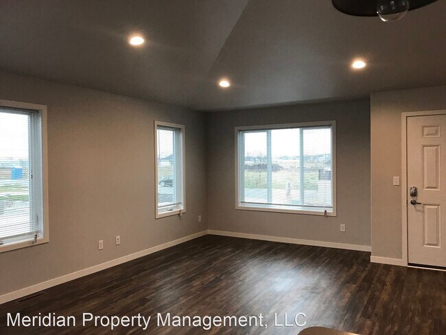 Building Photo - 4 br, 3 bath House - 7403 20th St S