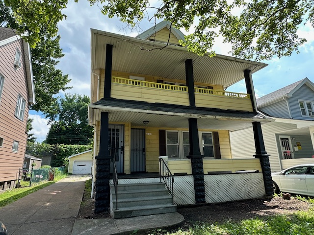 Primary Photo - 8710 Vineyard Ave