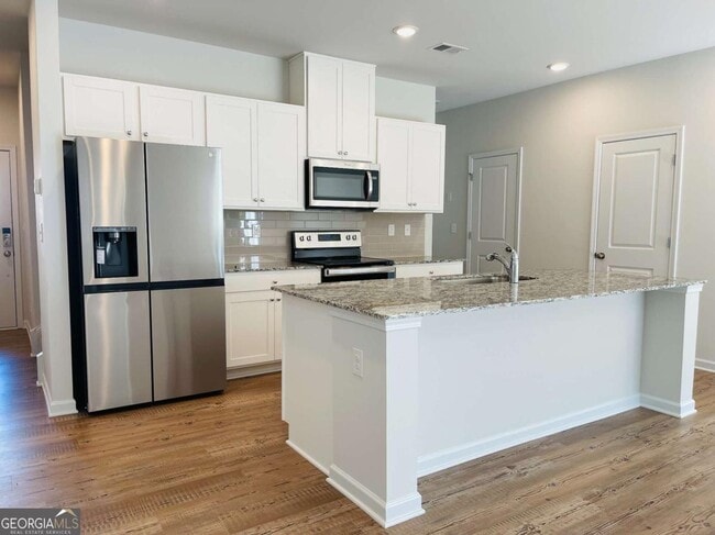 Foto del edificio - 160 Founders Dr