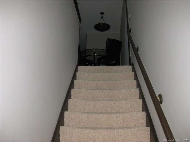 Foto del edificio - 295 Redstone Hill Rd