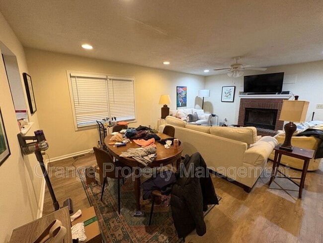 Building Photo - 112 College Heights Blvd